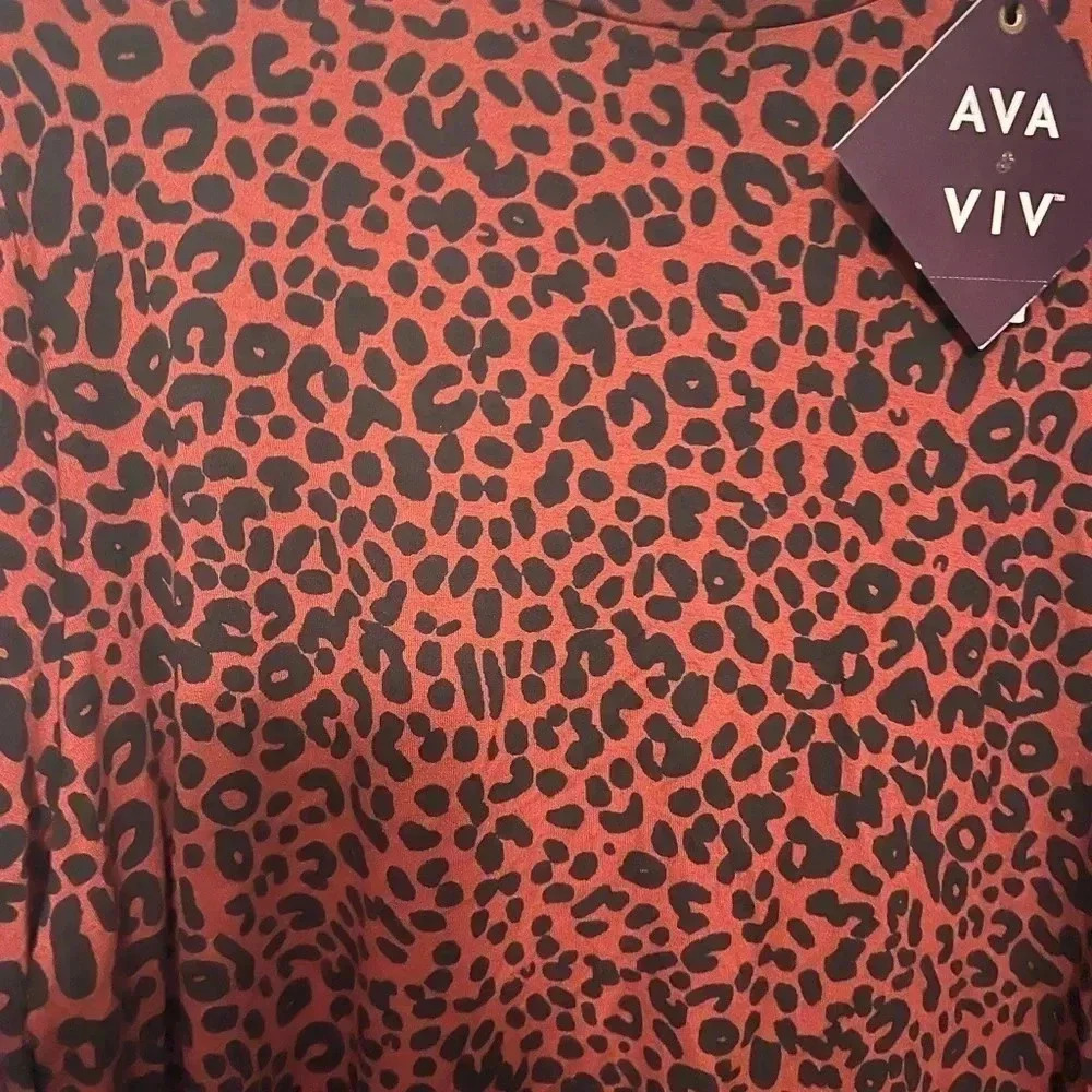 Cheetah print long sleeve shirt - Picture 2 of 3